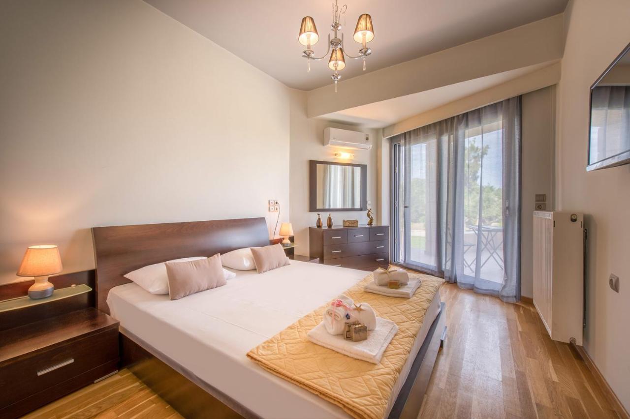 Astarte Villas - Istar Villa With Tennis Court Makhairádhon Eksteriør billede